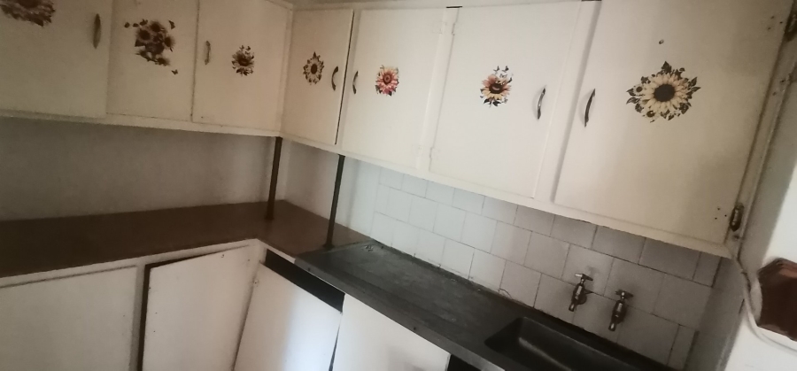 4 Bedroom Property for Sale in Roosheuwel North West